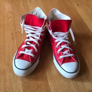 Converse Chuck Taylor Sneakers